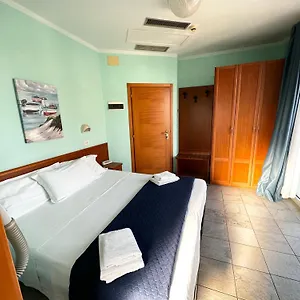 3* Hotel Kennedy